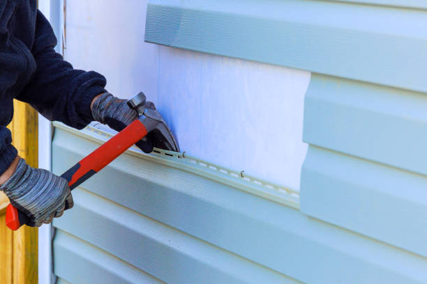 Reliable Siding Repair contractor in Barrington, IL by Squared Siding